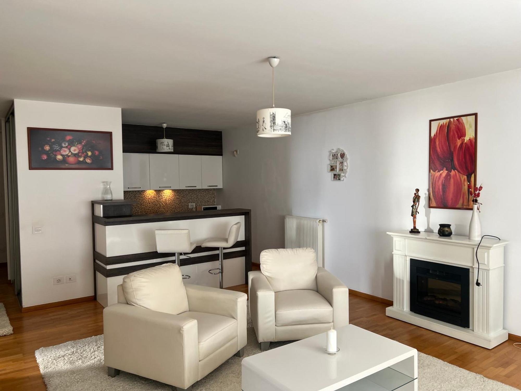 Apartament Debussy *